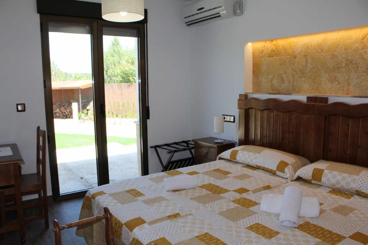 Casas Rurales Laguna La Tinaja ออสซา เด มอนเตียล ภายนอก รูปภาพ