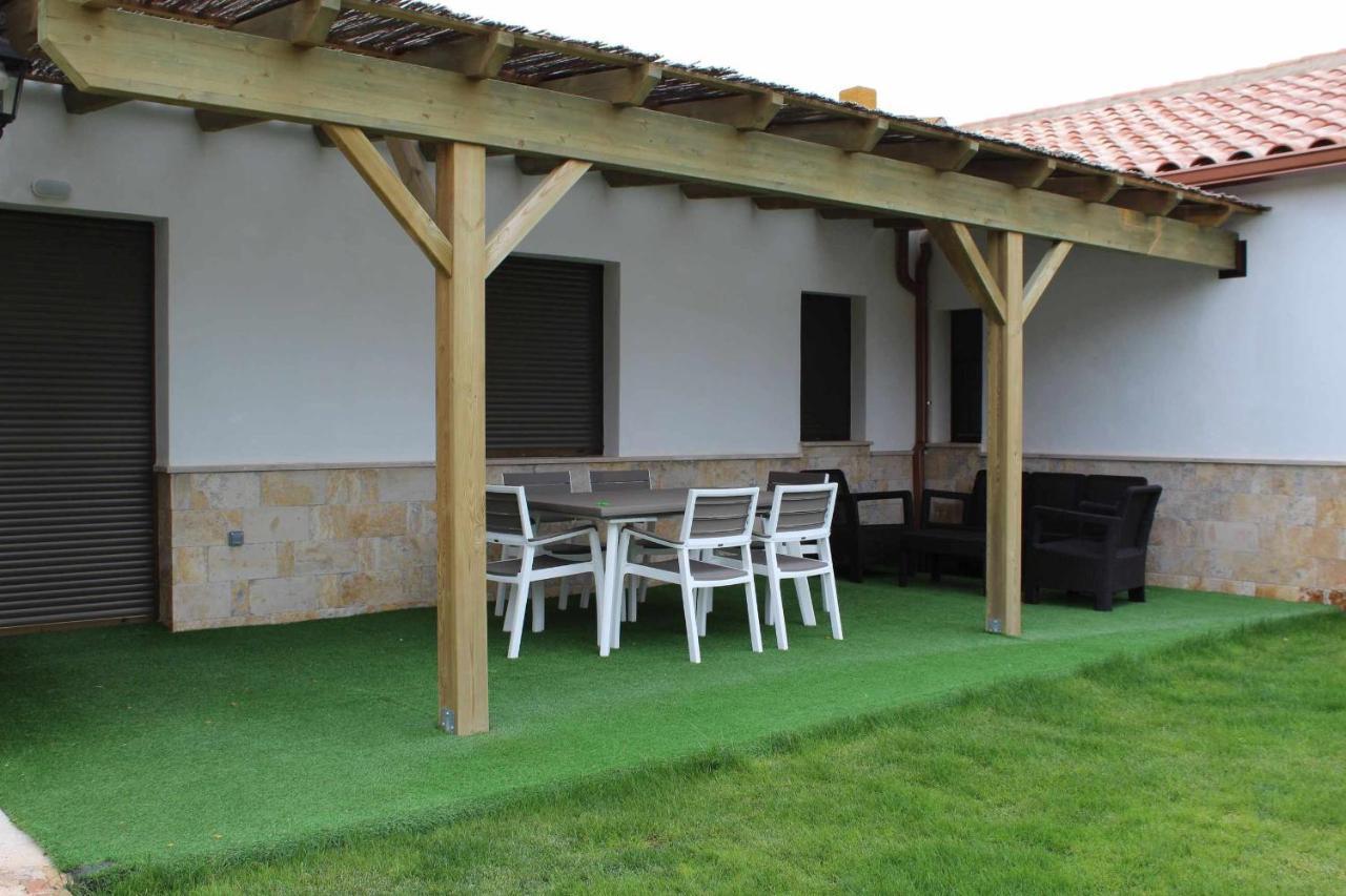 Casas Rurales Laguna La Tinaja ออสซา เด มอนเตียล ภายนอก รูปภาพ