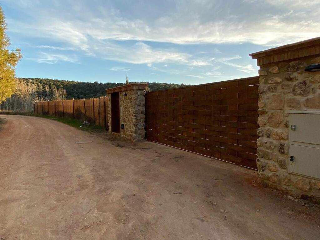 Casas Rurales Laguna La Tinaja ออสซา เด มอนเตียล ภายนอก รูปภาพ